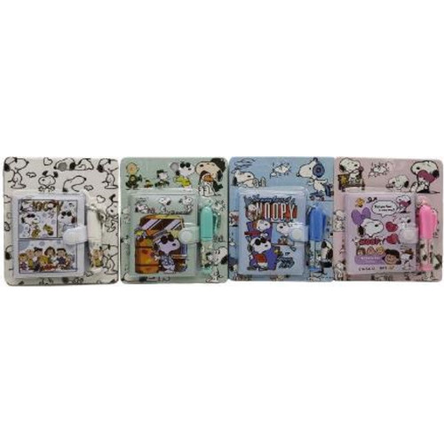 Блокнот на кнопці ПВХ+ ручка-брел._6*7см "Snoopy" 42арк.4в