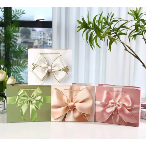 Пакет подарунковий "Бант" Горизонтальний Великий (L 43х31х14 см) 15057